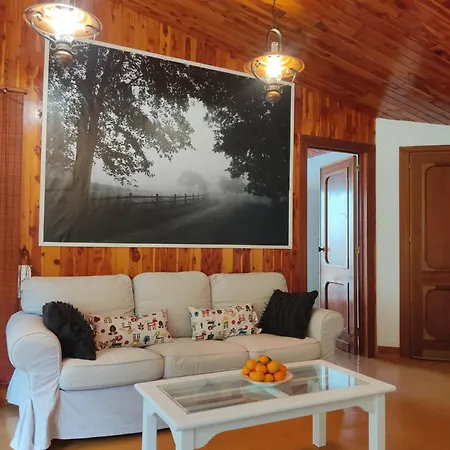 Apartment Zona Media Next Telesilla By Bluettravel